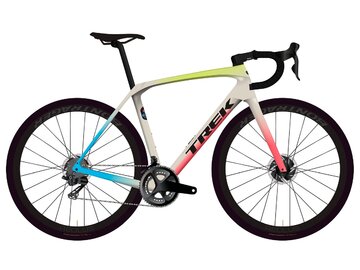 Bicykel Trek Domane SL 5 Gen 4 Era White/Glowstick/Coral Fade 2026
