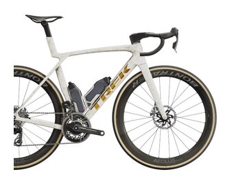 Bicykel Trek Madone SLR 9 AXS Gen 8 Era White/Supernova Marble 2026