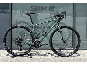 Testovaný bicykel Giant Revolt 1 Alpine Green 2026