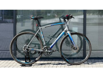Testovaný bicykel Merida Speeder 200