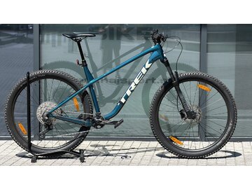 Testovaný bicykel Trek Roscoe 7 Dark Aquatic 2025 R118