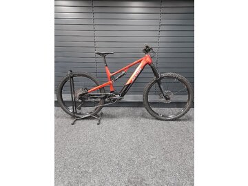 Testovaný elektrobicykel CTM Rezist Xpert Čierna/Tehlová 2026 EB-KH-3