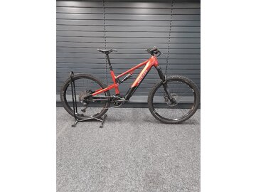 Testovaný elektrobicykel CTM Rezist Xpert Čierna/Tehlová 2026 EB-KH-4