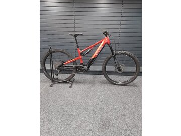 Testovaný elektrobicykel CTM Rezist Xpert Čierna/Tehlová 2026 EB-KH-5