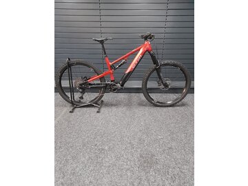 Testovaný elektrobicykel CTM Rezist Xpert Čierna/Tehlová 2026 EB-KH-6