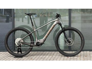Testovaný elektrobicykel Trek Marlin+ 8 Mercury 2025