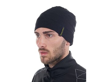 Zimná čiapka Fischer Triangle Beanie Black