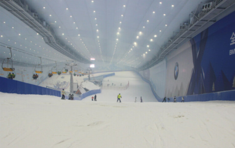 Najväčšie kryté lyžiarske a snowboardové stredisko